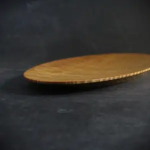 Plat à sushis, essence des bois